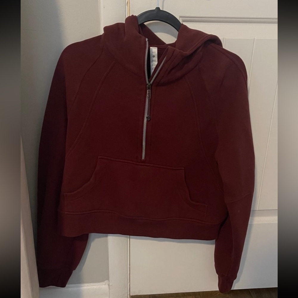COPY - Lululemon scuba half zip XS
